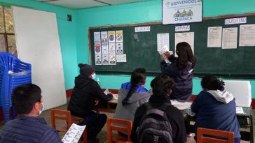 Miembros de mes se preparan para la segunda vuelta en Huancavelica