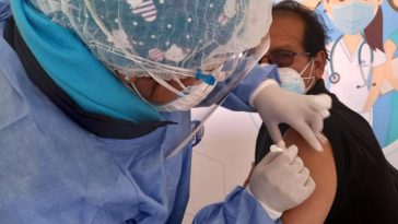 Hoy comienza vacunación para mayores de 47 años en Huancavelica