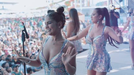 Corazón Serrano - Hasta la raíz - Tomando cerveza - Mix Morena - Ven a mí (Aniversario 27 - Piura)