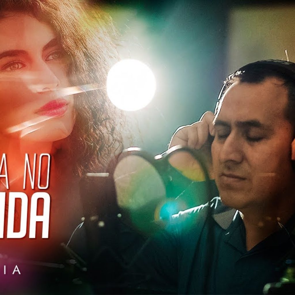 Corazón Serrano - Vida ya no es vida (Video Lyric)