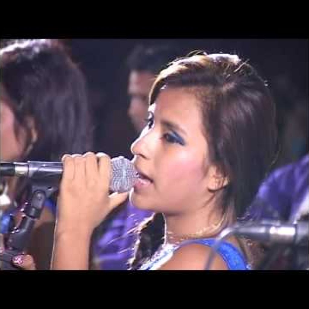 COMO SE OLVIDA - CORAZON SERRANO PRIMICIA 2013- CONCIERTO