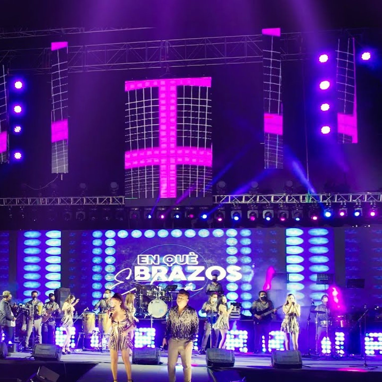 Corazón Serrano - Tu Recuerdo - En Qué Brazos Estará - Te Devuelvo Tu Anillito (EN VIVO - 2021)