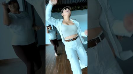 Queremos verte bailar este temazo 🔥 #corazonserrano #musica #trend