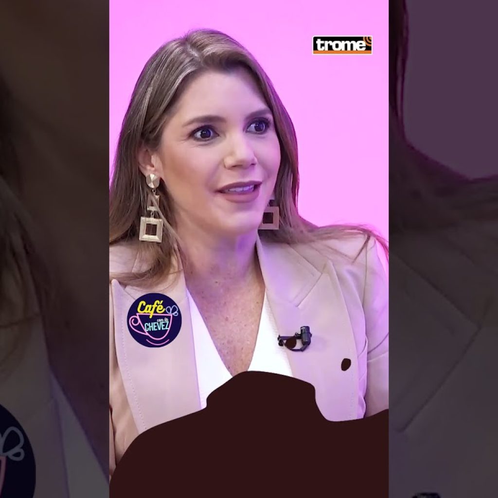 ¡HARTO CHIMI CHIMI! Alexandra Hörler en #cafeconlachevez 😱☕🔥 | MIÉRCOLES 6PM #trome #shorts